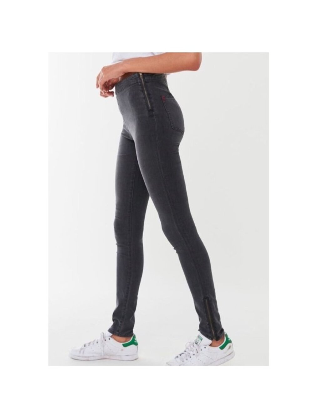 BDG Urban Outfitters Twig High Rise Side Zip Skinny Jean Size 33 NEW